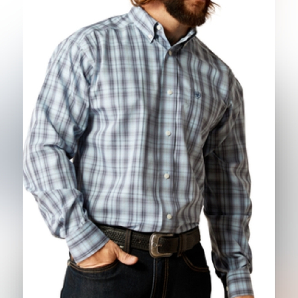 Ariat XL Wrinkle Free Lionel Lt Blue Men's Shirt 10052558 New